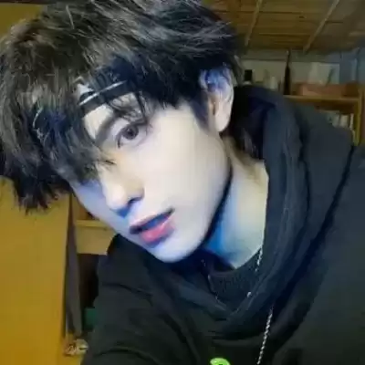 邱湛蓝